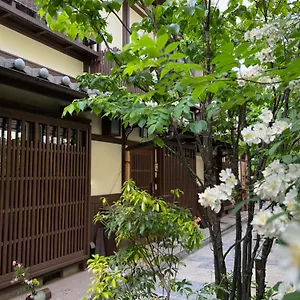 Holiday home Imakumano Terrace - Eisen An 潁川庵, Kyoto
