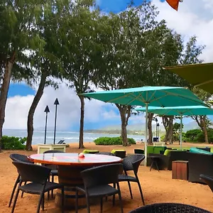 https://seaview-at-the-islander-on-the-beach-oceanview-studio-201.hotelsinhawaii.org